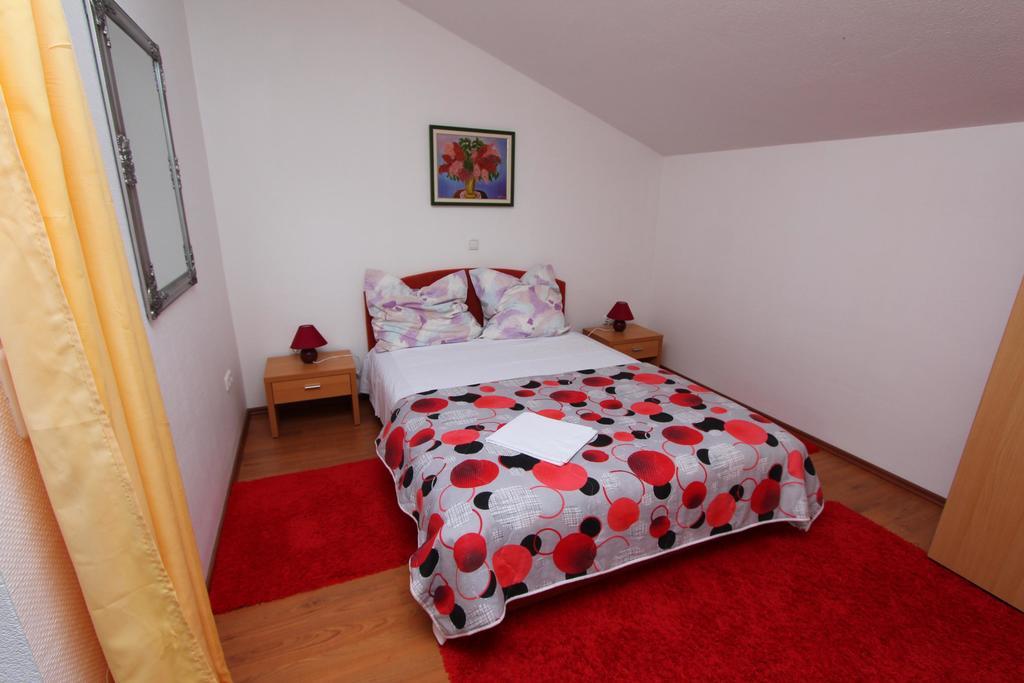 Rooms And Apartments Sally โรวีน ห้อง รูปภาพ